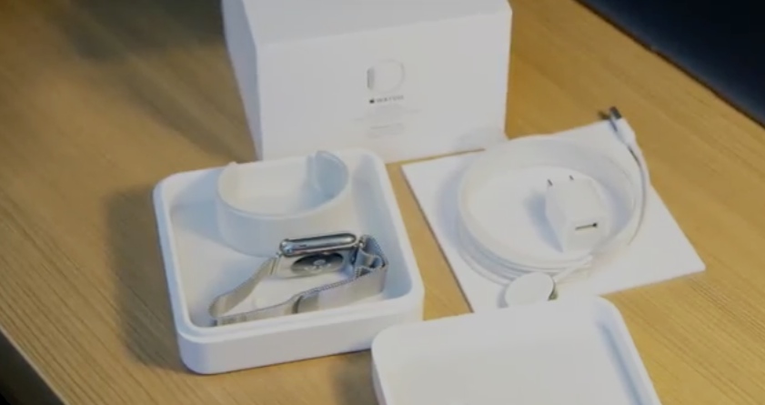 Apple Watch 101: Unboxing And Bands