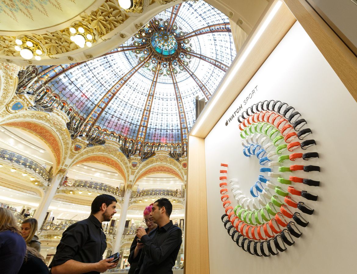 Apple Watch Pop Up Shop in Galeries Lafayette Closing Due to Poor Sales